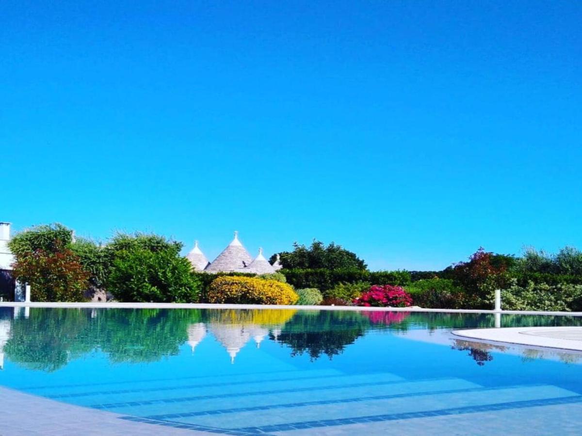 Trulli Isago Bed and Breakfast Locorotondo Exteriör bild
