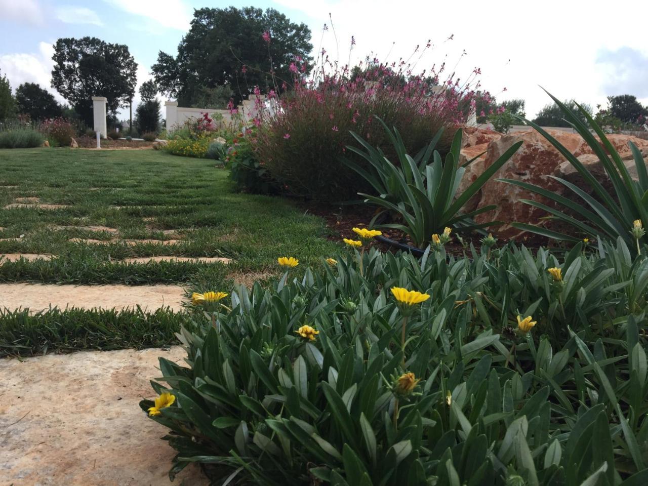 Trulli Isago Bed and Breakfast Locorotondo Exteriör bild